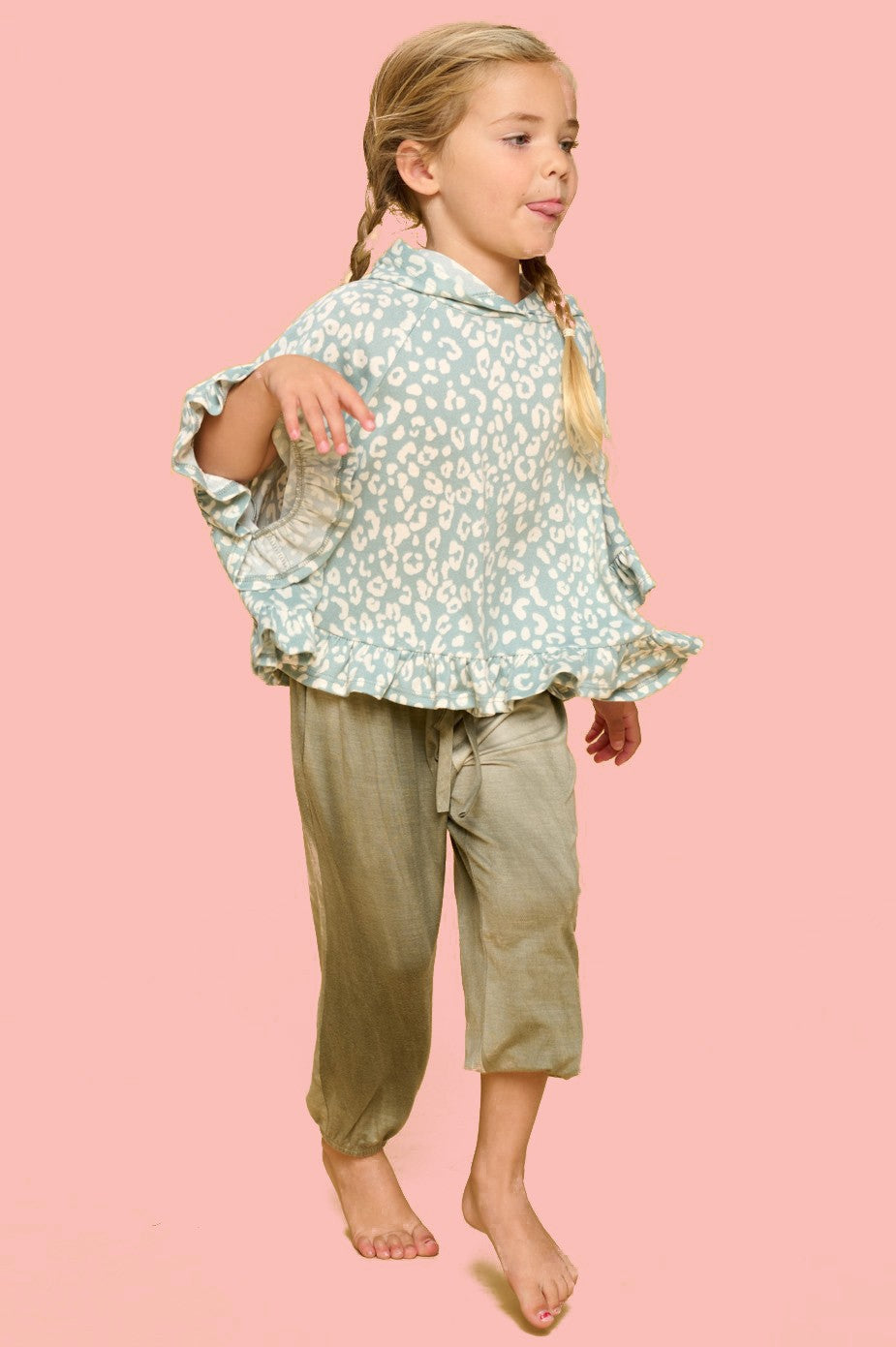 Leopard print 3/4 sleeve Top